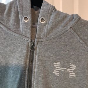Under Armour Sweaters - Sweatshirt Under Armour Sweaters - Sweatshirt